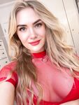 Goddess Dommelia Onlyfans pictures 2