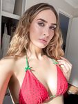 Elle Blume Onlyfans pictures