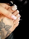 Raes Pretty feet Onlyfans pictures