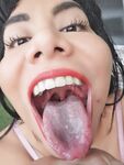 Giantess Vore Debora Onlyfans pictures
