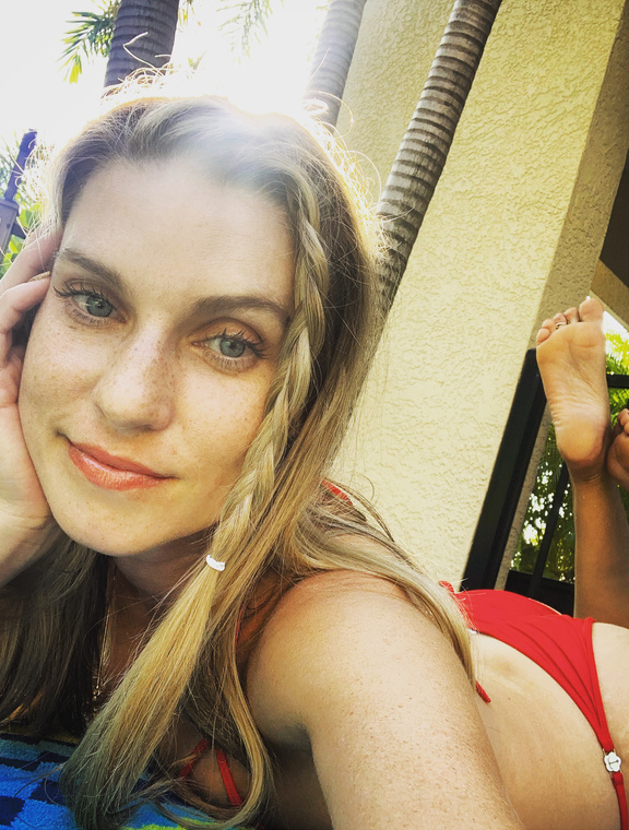 Honeysperfectfeet Onlyfans pictures