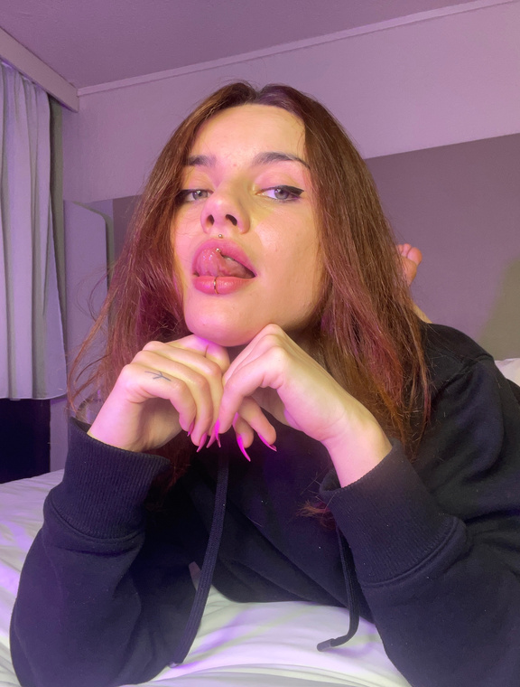 Bratvenom Onlyfans pictures