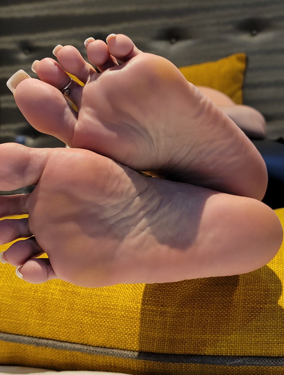 Mistress Cindy Ray Onlyfans pictures