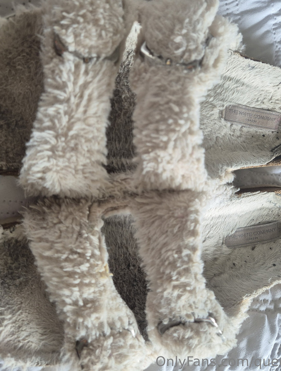 The Foot Queen of England Onlyfans pictures