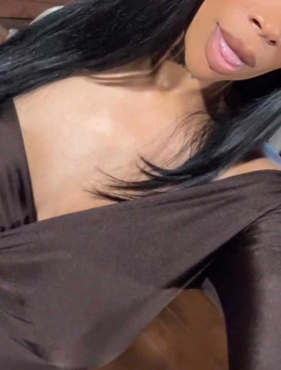 Ebonykinkyqueen Onlyfans pictures 3