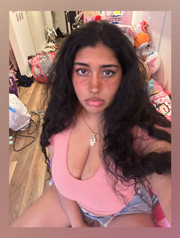 Tanvi Urindianbae  Onlyfans pictures