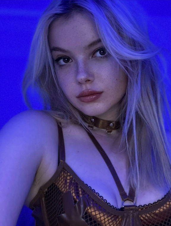 Goddess Maude Onlyfans pictures