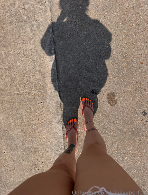 Pinky Perfect Onlyfans pictures 4