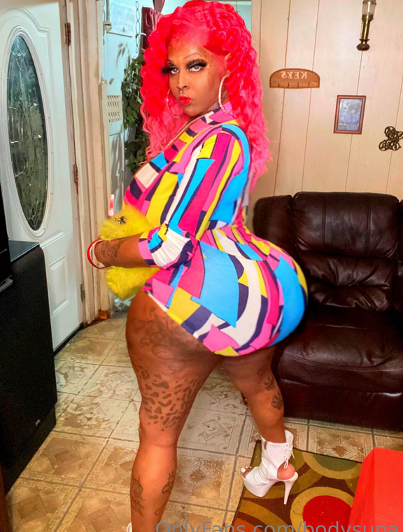 Bigfine_Ass_Stallion Onlyfans pictures