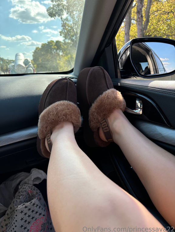 Princess Ava Onlyfans pictures