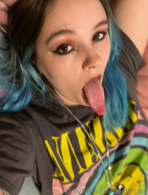 Evie May Onlyfans pictures