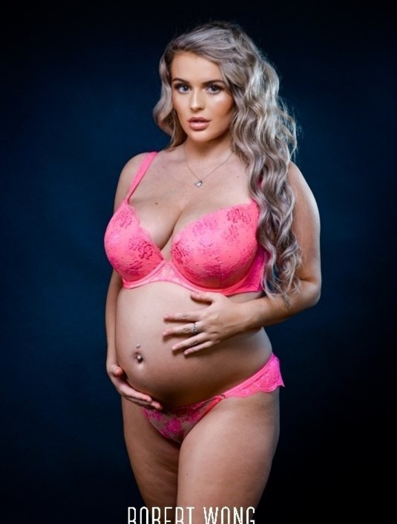 Poppy James Onlyfans pictures