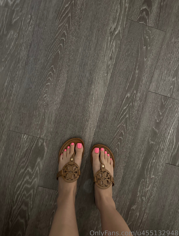 Aphrodite Onlyfans pictures