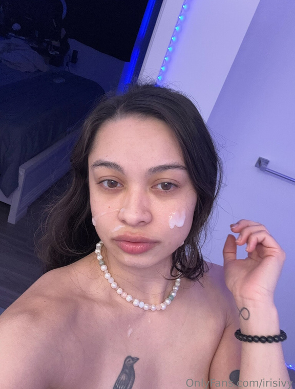 Irisivy Onlyfans pictures 2